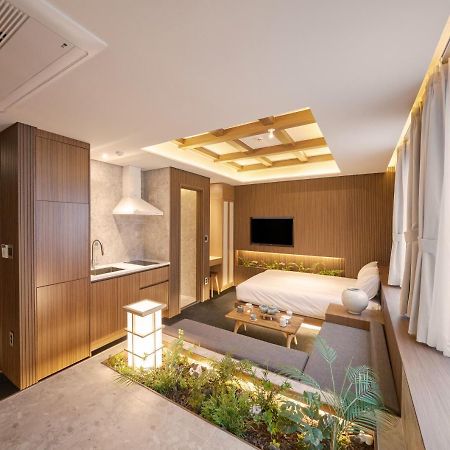 Uh Suite The Myeongdong Seúl Exterior foto
