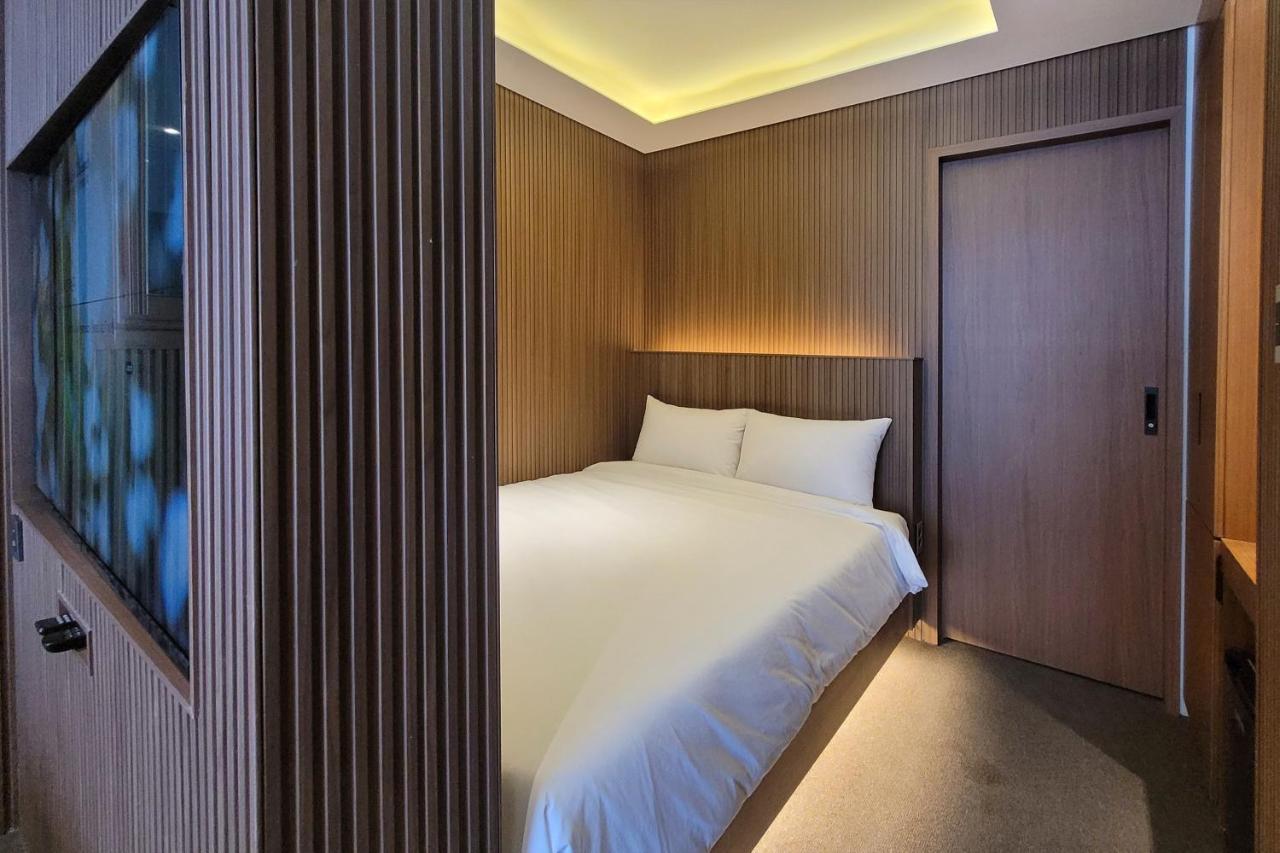 Uh Suite The Myeongdong Seúl Exterior foto